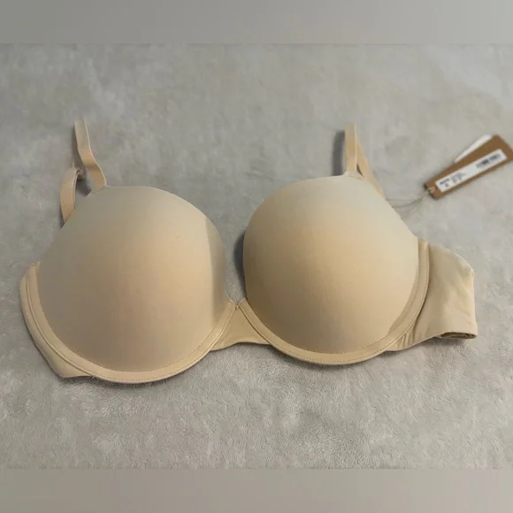 SKIMS Beige fits everybody push up bra - Picture 1 of 2